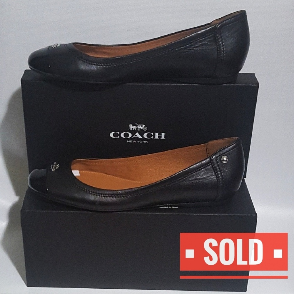 Coach NEW Matte Black Chelsea Flat Size 8